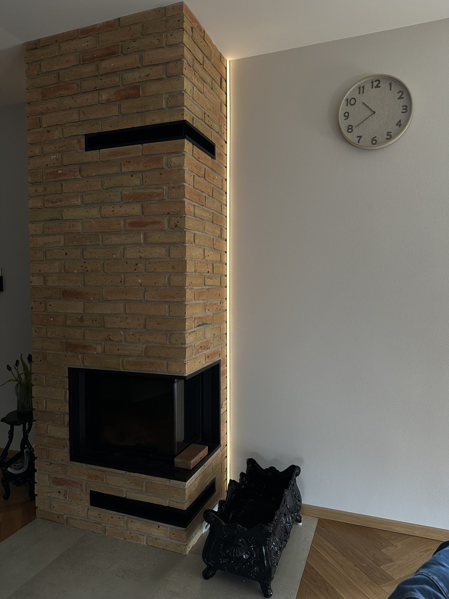 Realizacja montażu oświetlenia LED